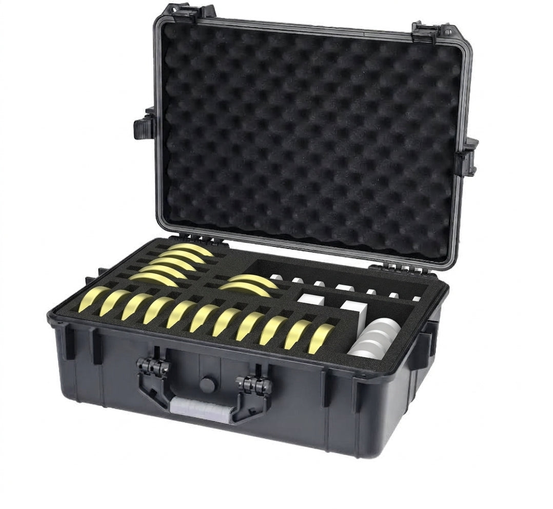 Valise Yobe Light Pro aménagée avec 18 supports et leurs coques de finition